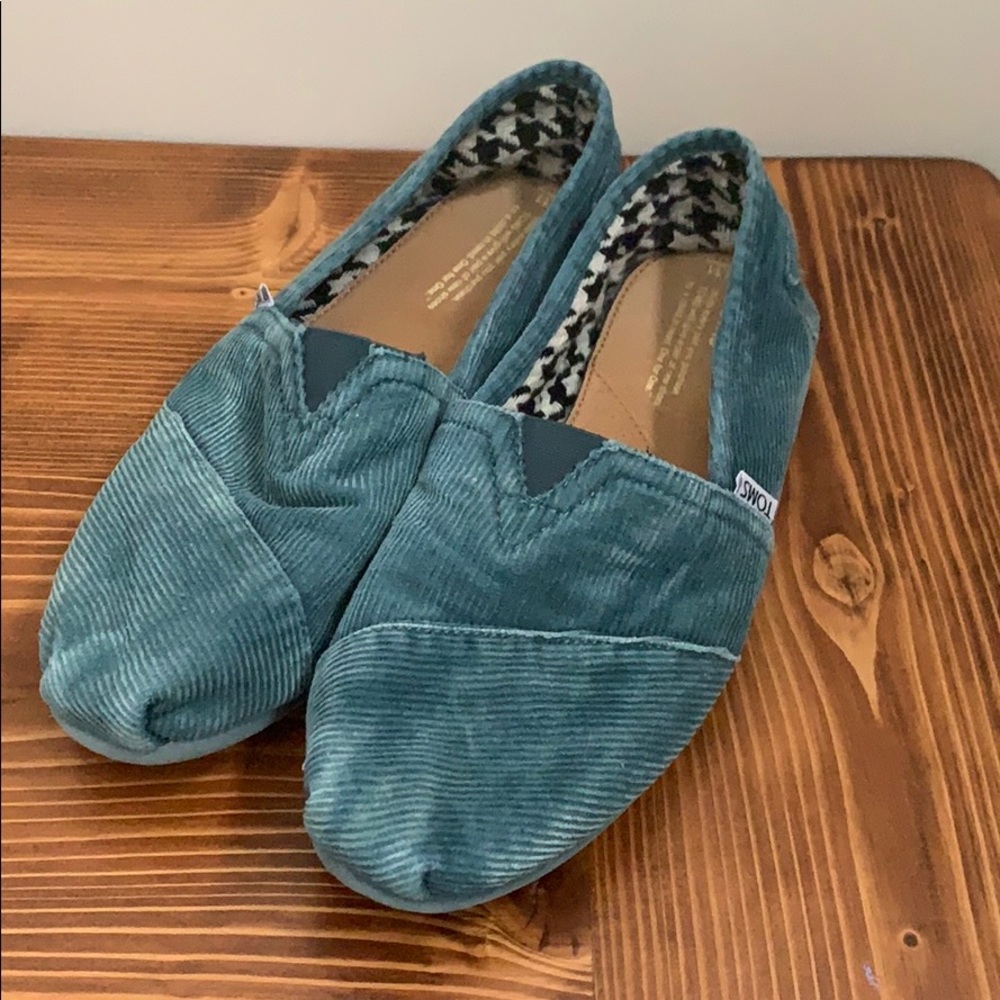 GUC Teal corduroy Toms - Women’s 11